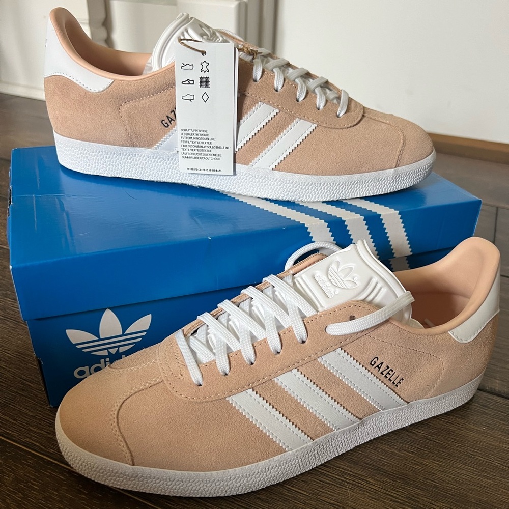 NWT Gazelle Adidas Pink Shoes